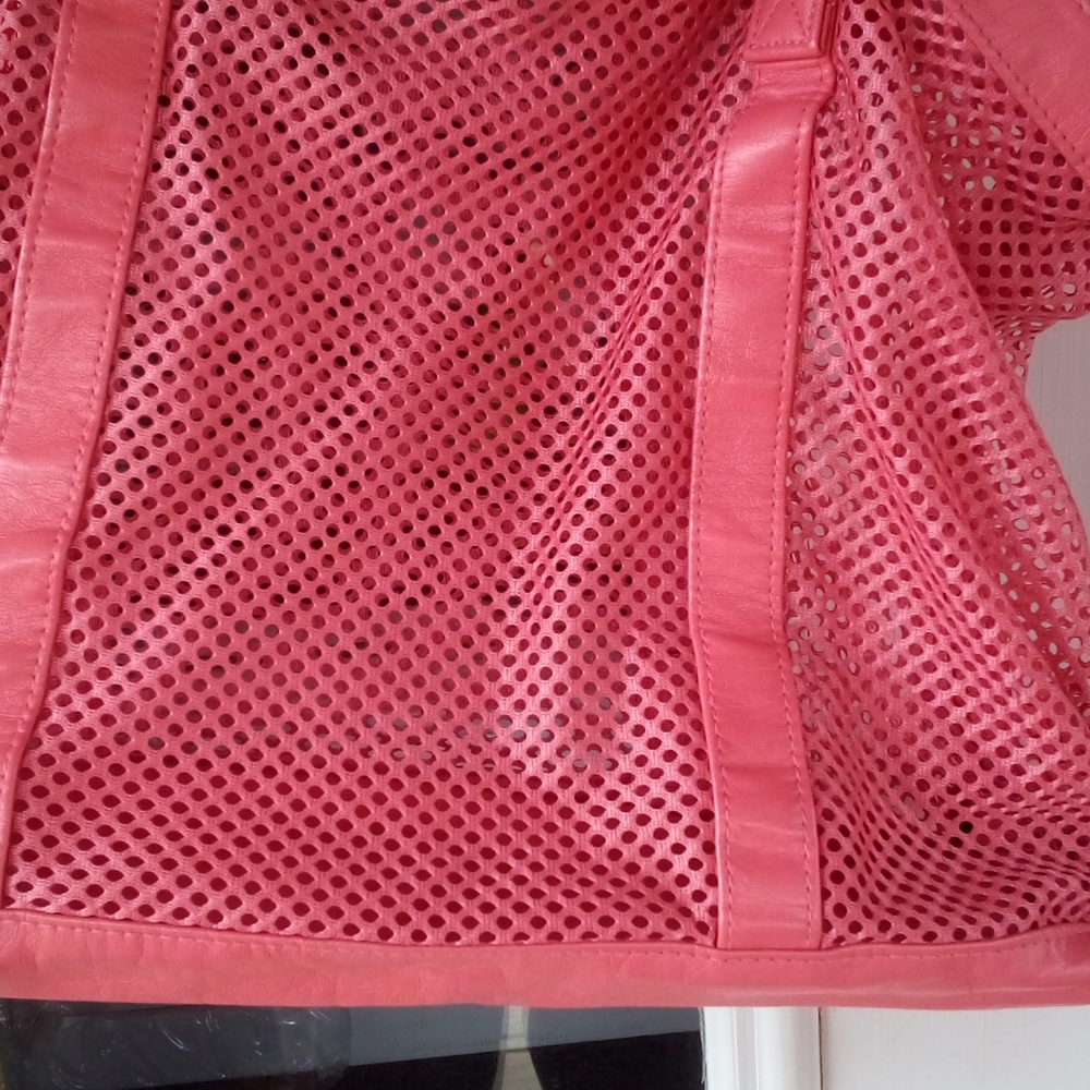 Pink Net Tote - Picture 2 of 6